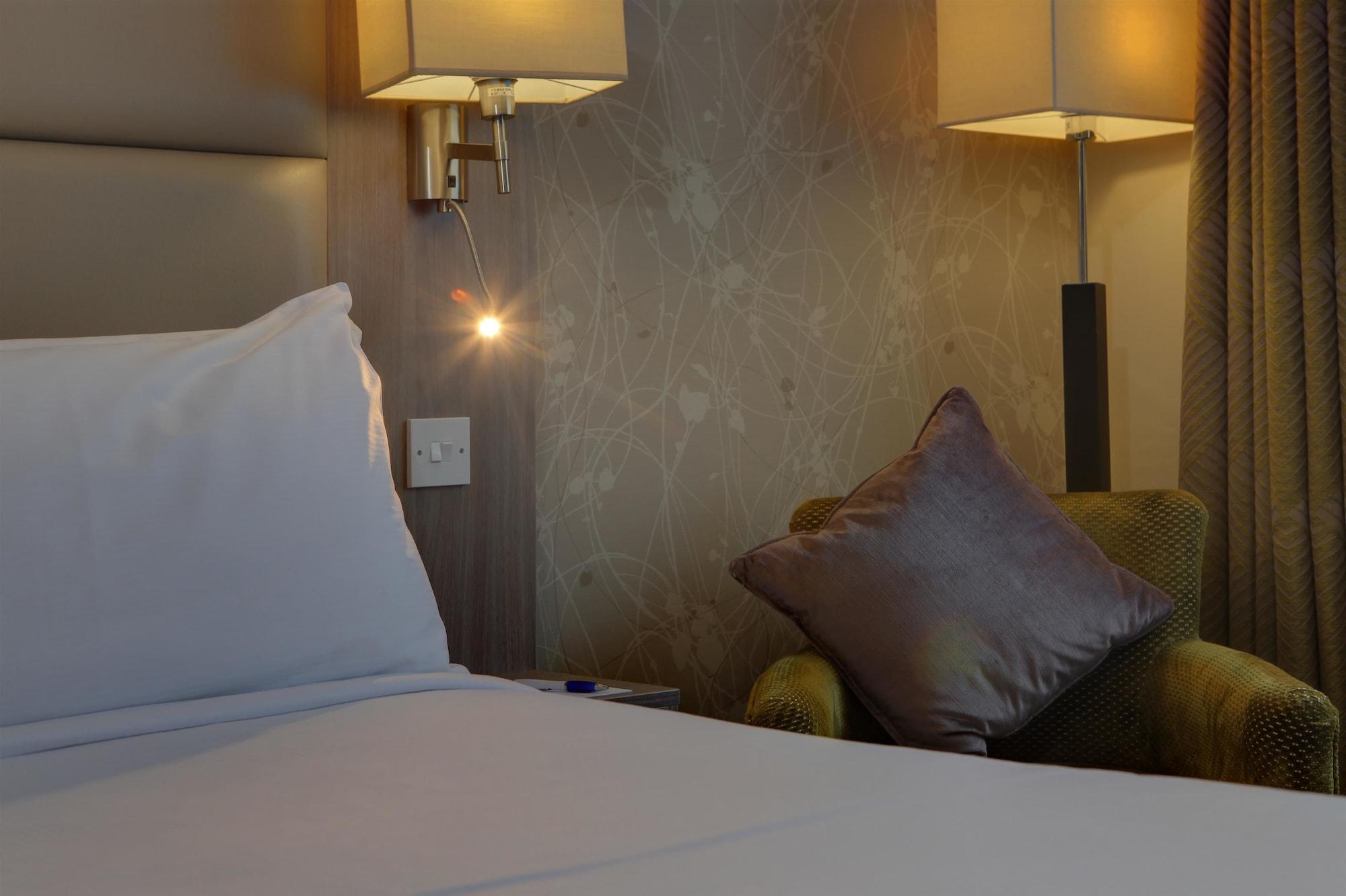 Best Western Pontypool Metro Hotel Bagian luar foto