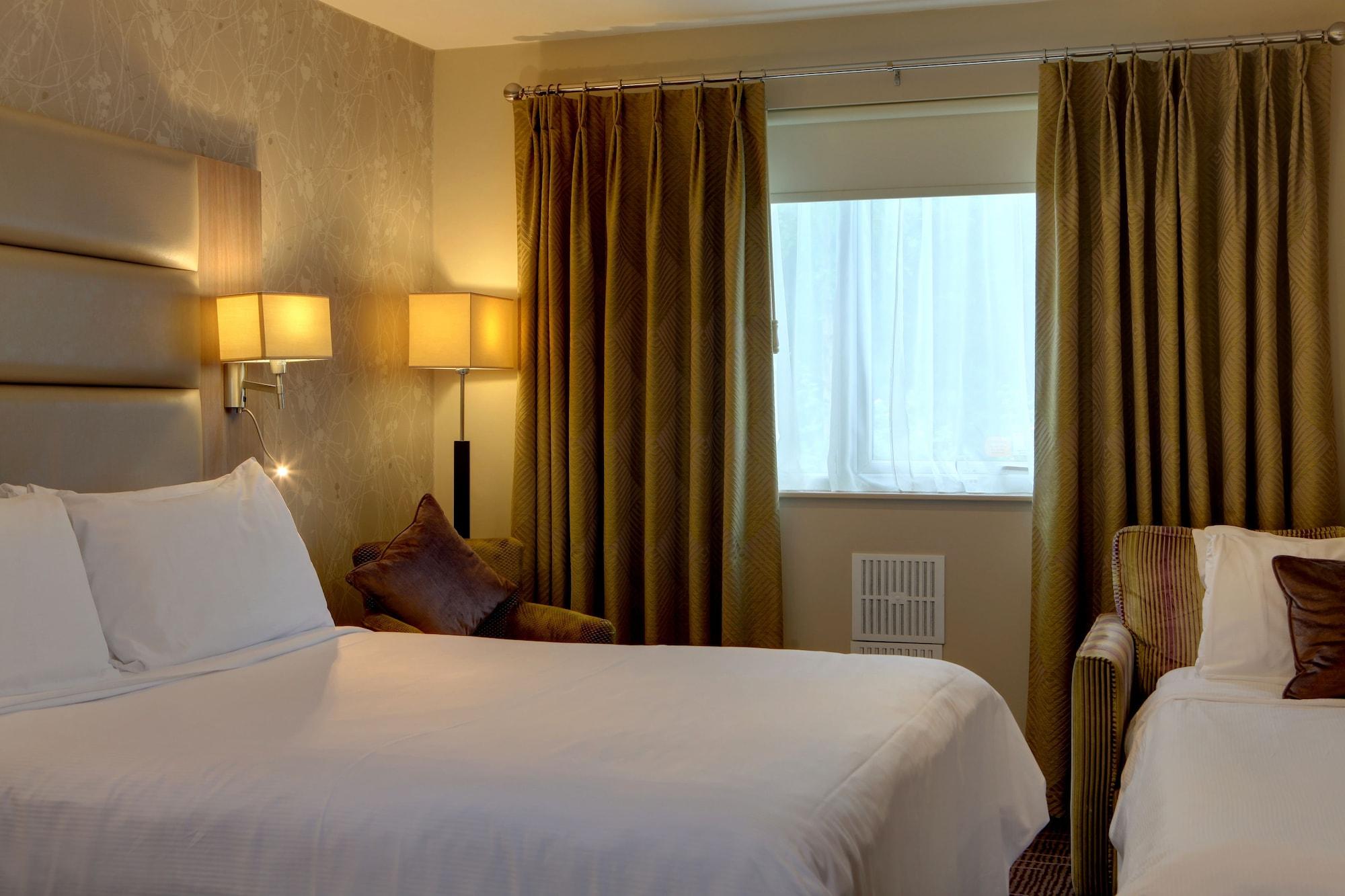 Best Western Pontypool Metro Hotel Bagian luar foto