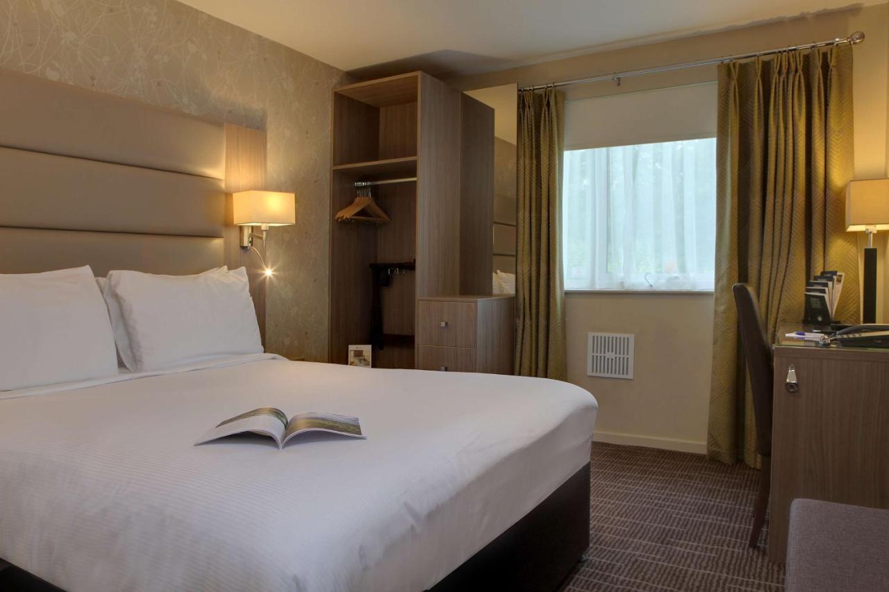 Best Western Pontypool Metro Hotel Bagian luar foto
