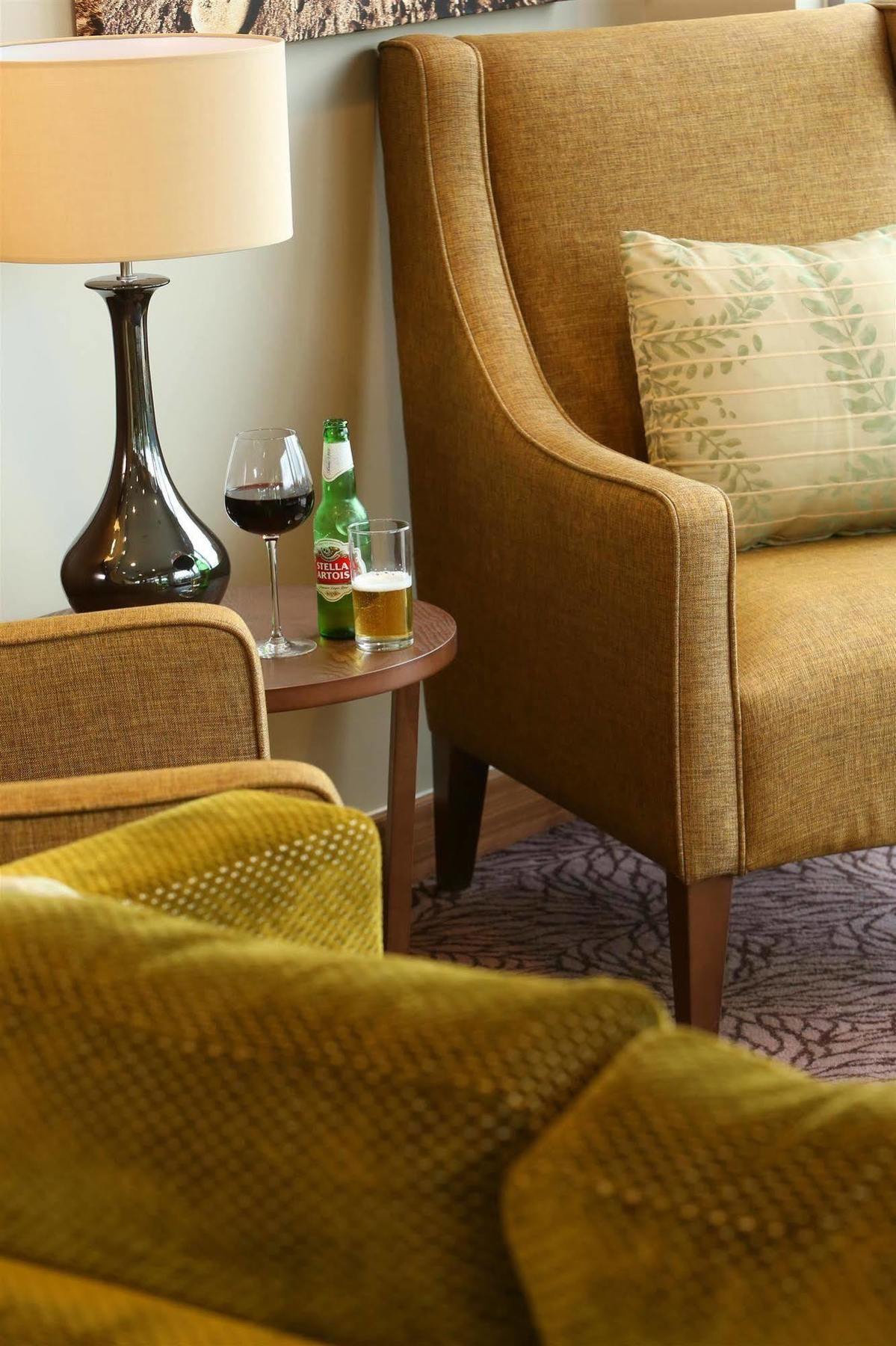 Best Western Pontypool Metro Hotel Bagian luar foto